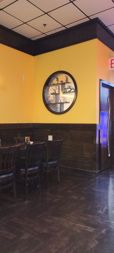 Raku Sushi Raku Sushi