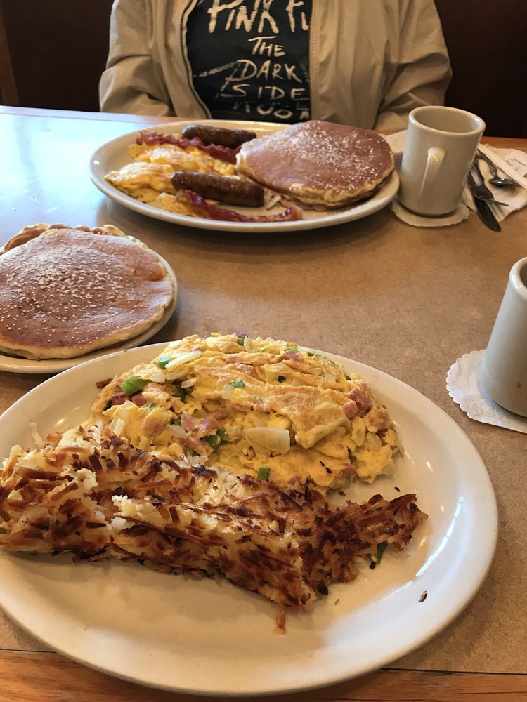 Maxfield’s Pancake House 27 Photos & 73 Reviews Breakfast & Brunch