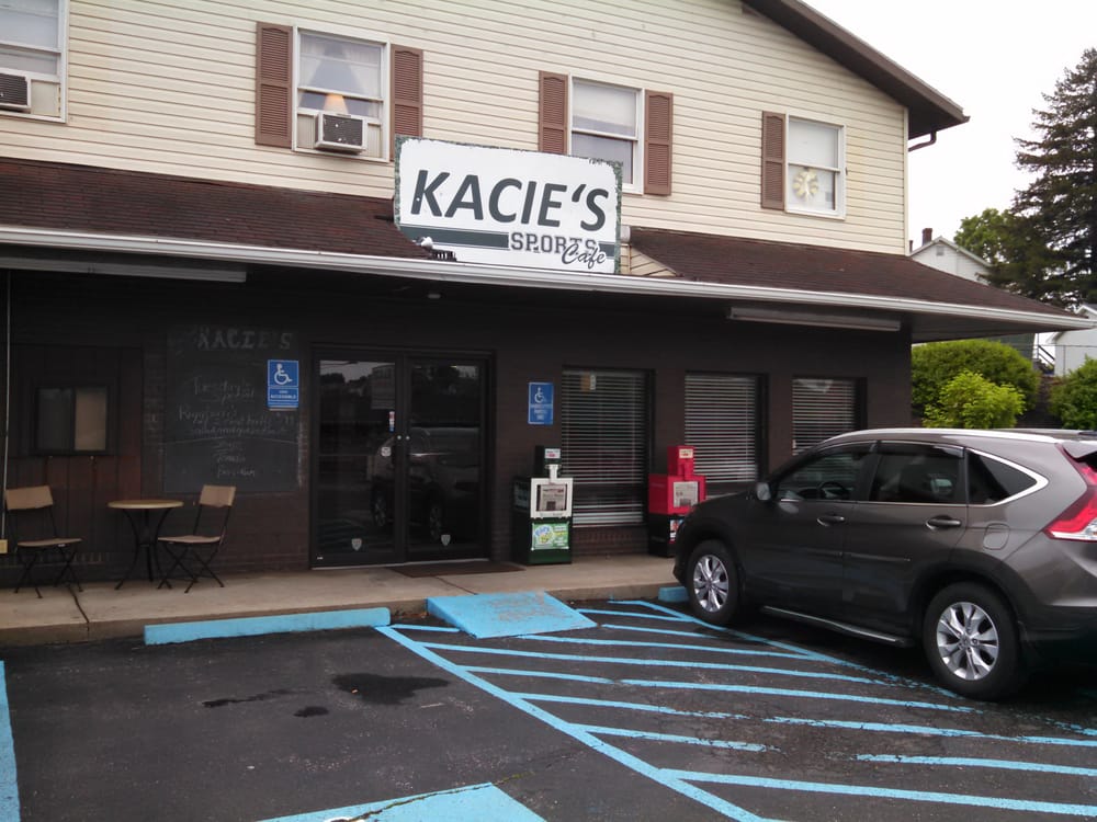 Kacie’s Sports Cafe Cafes 65 Lebanon Ave, Uniontown, PA