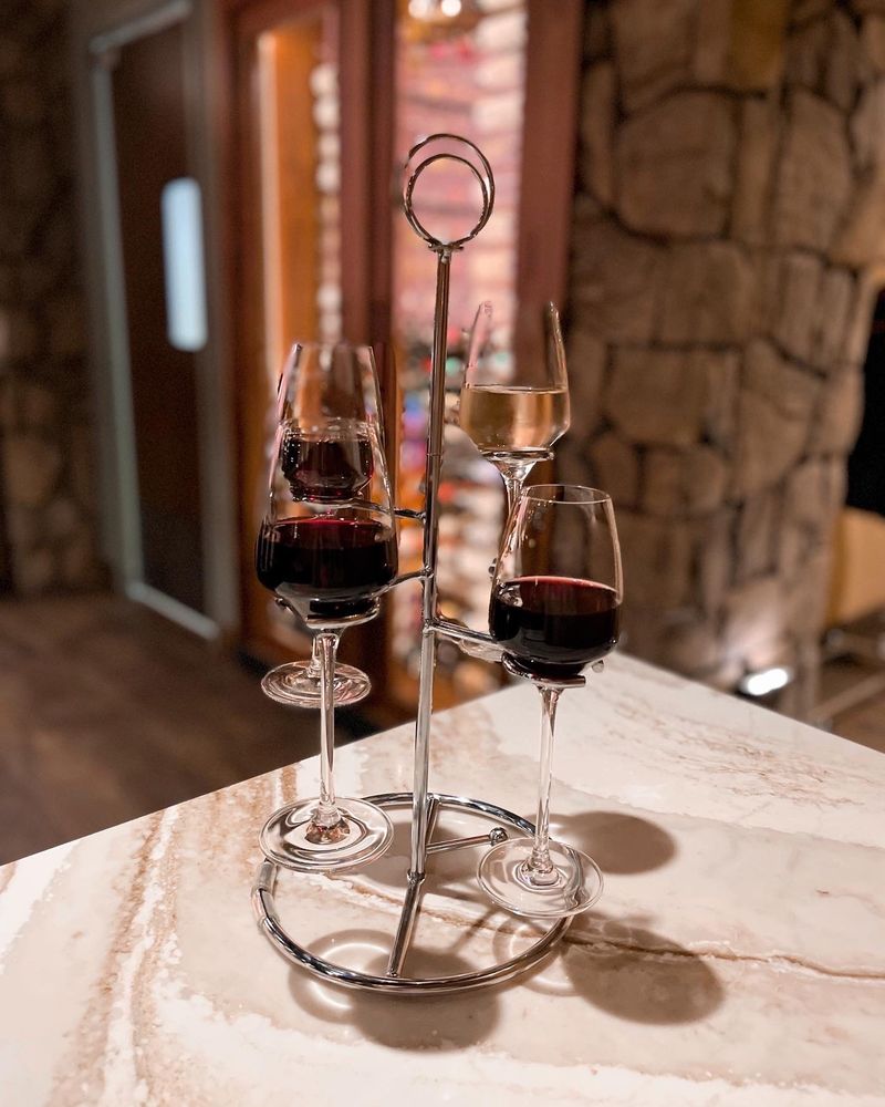 Apericena Wine Bar