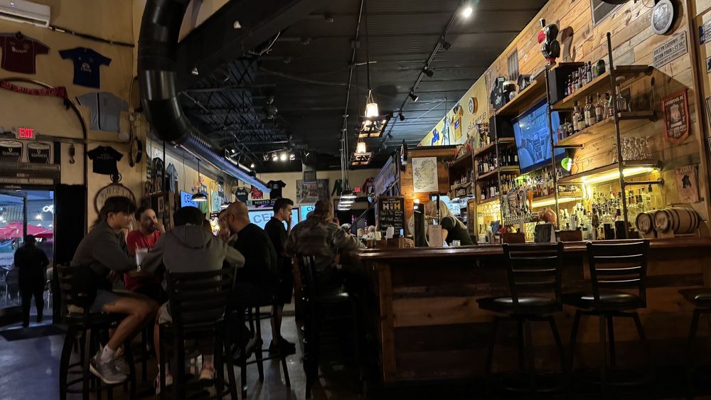 The Harp And Crown Pub And Kitchen