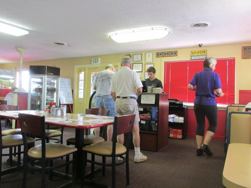 Cambridge Diner 45 Photos & 47 Reviews American (Traditional