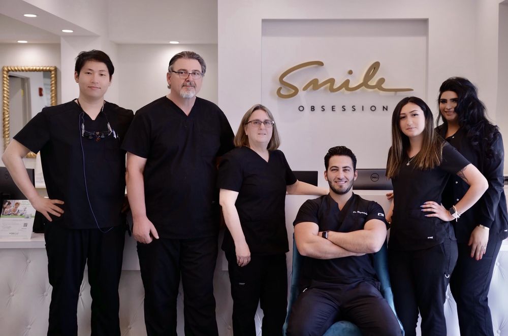 image of business Smile Obsession Dental - Glenview