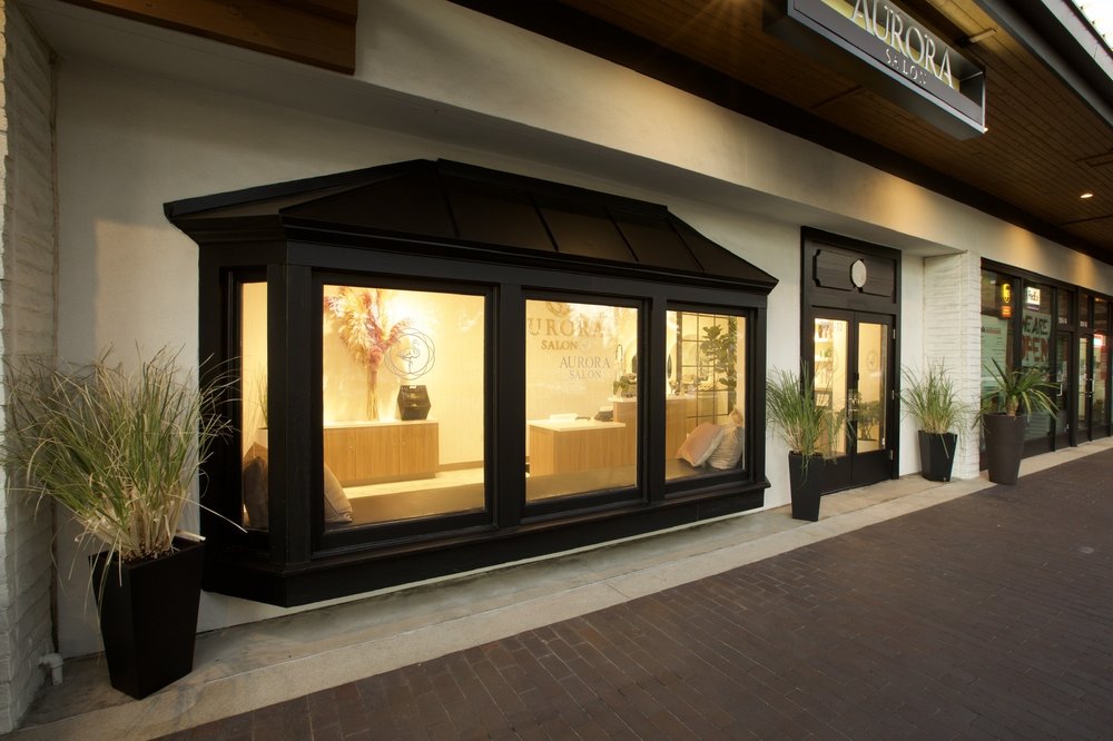 Aurora Salon