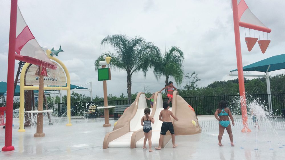 Tarpon Spring Splash Park 13 Photos & 12 Reviews Parks E Live Oak