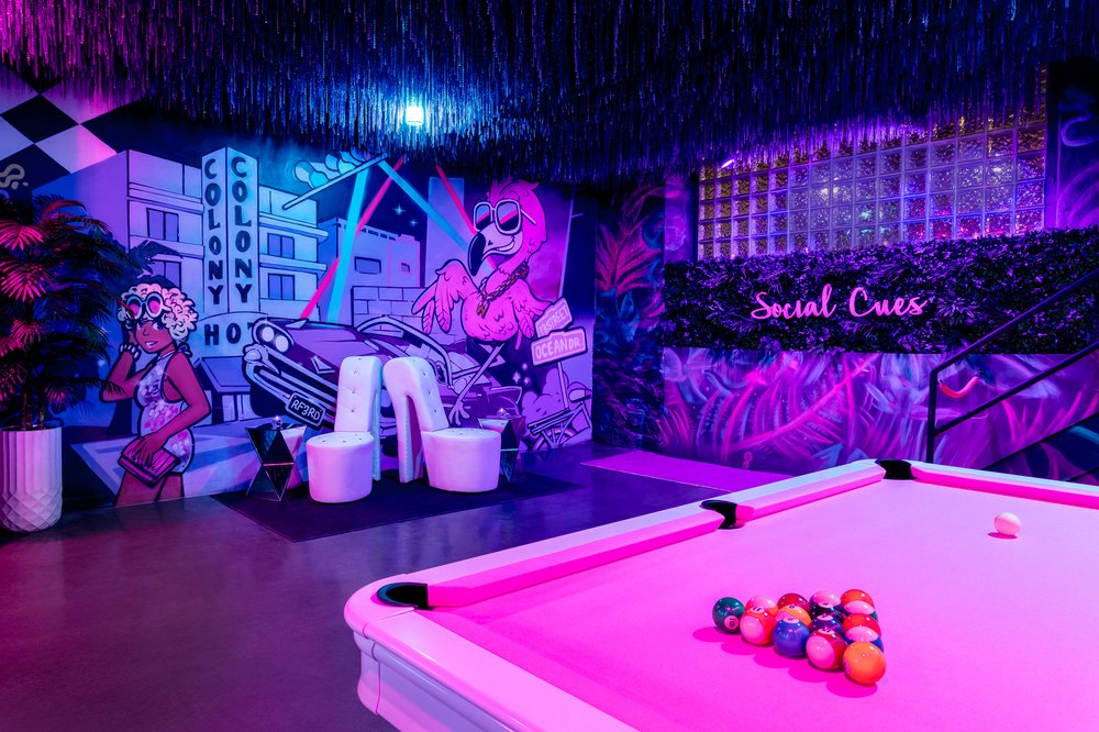 Social Cues - Wynwood