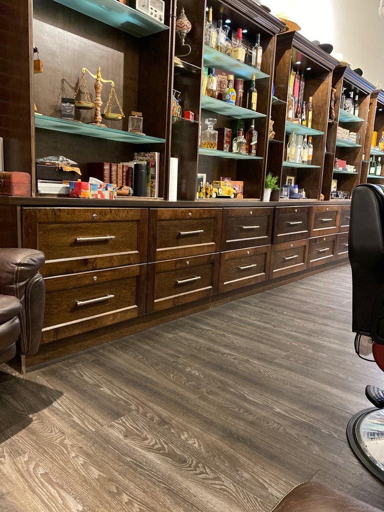 Everest Barbers