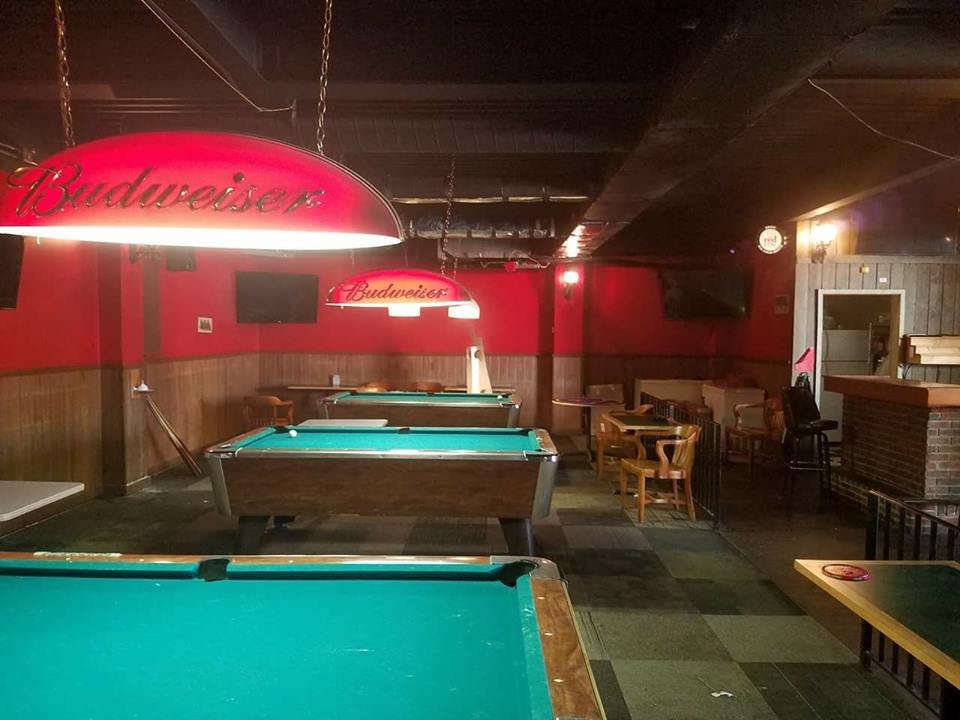 Simon's Bar & Grill Simon's Bar & Grill