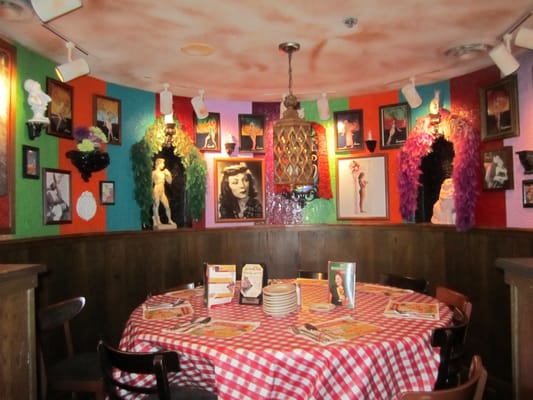 Buca Di Beppo Italian Restaurant Closed 274 Photos 386