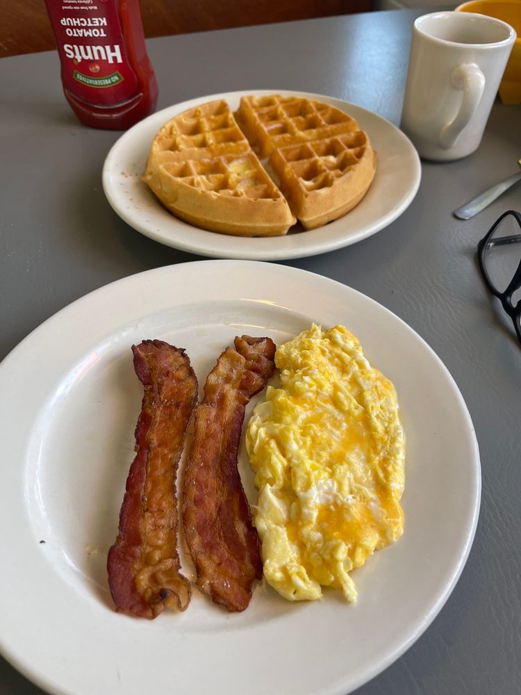 Ezzells Breakfast House