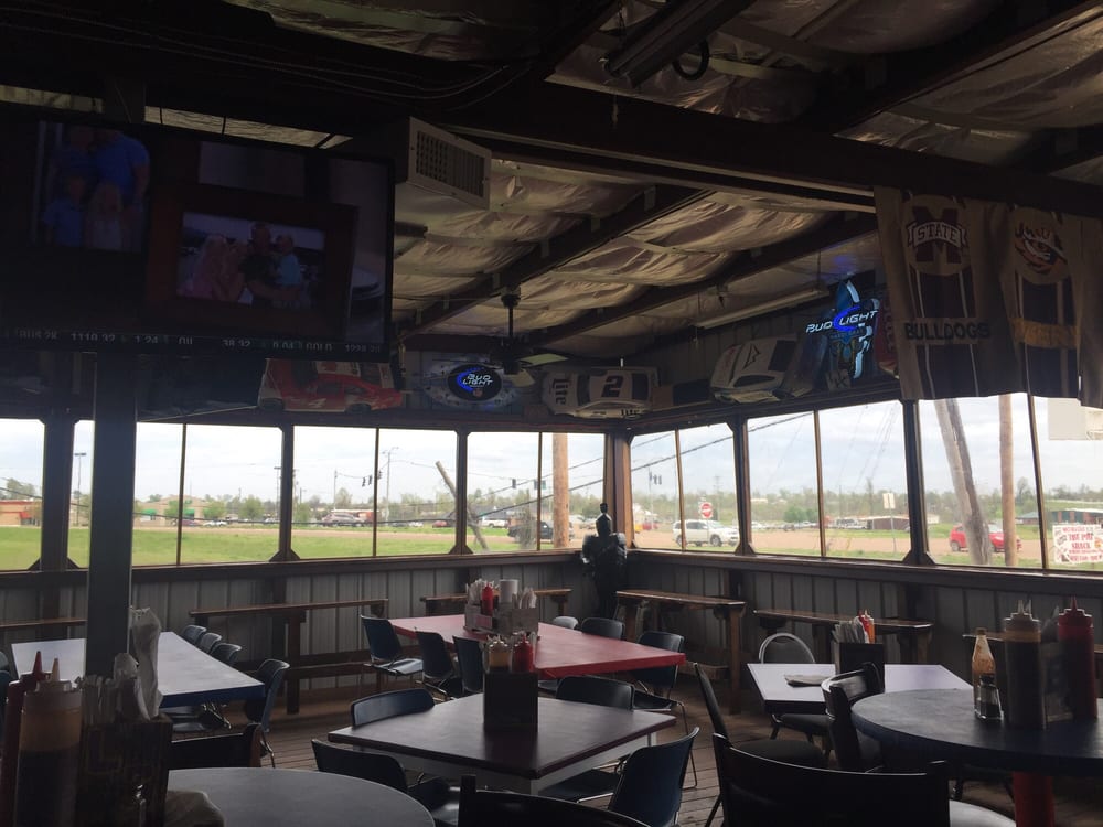 Pig Shack Barbeque 1487 E Broadway St, Yazoo City, MS Restaurant