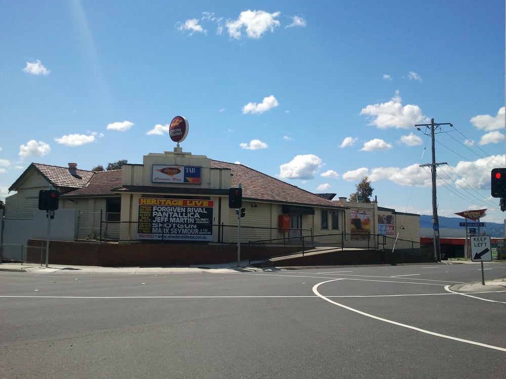 Wheelers Hill Hotel Bars Ferntree Gully Rd, Wheelers Hill Victoria