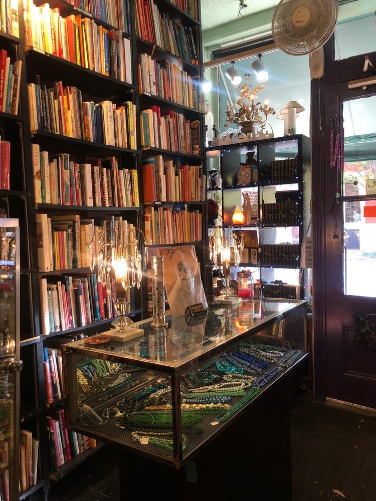 Hammonds Books