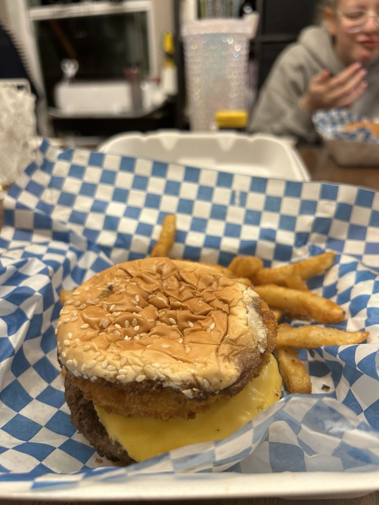 Ma and Pa's Family Diner