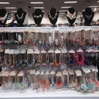 Sam Moon Arlington 16 Reviews Accessories 1112 W Arbrook Photo Of Sam Moon Arlington Tx United States Best Place