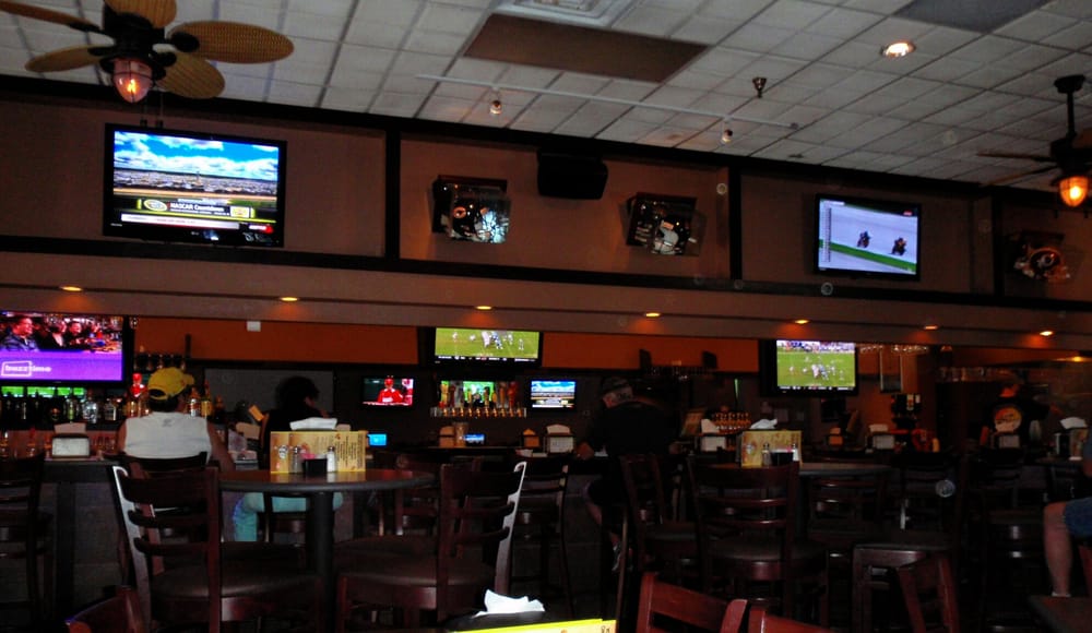 Oyster Pub 117 Photos & 142 Reviews Sports Bars 555 Seabreeze