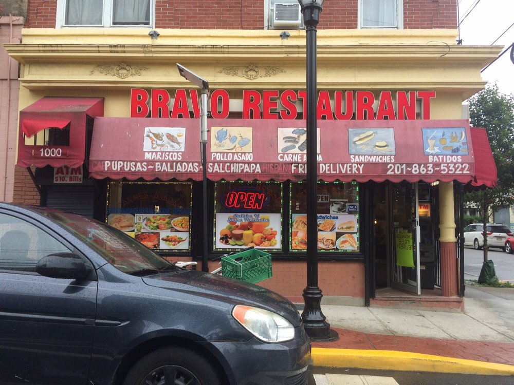 Bravo Restaurant & Pizzeria Mexican 1000 Bergenline Ave, Union City