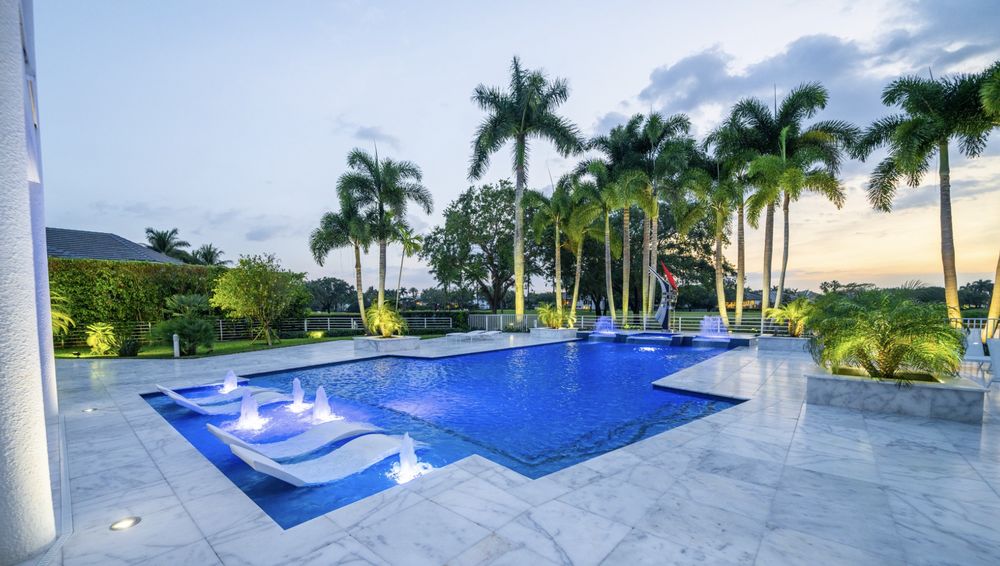 Romance Pools