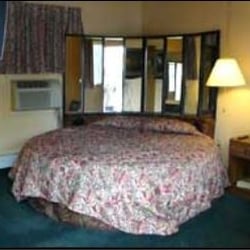Sky Motel Hotels 125 3rd Ave Lindenhurst Ny Phone Number Yelp Photo Of Sky Motel Lindenhurst Ny United States
