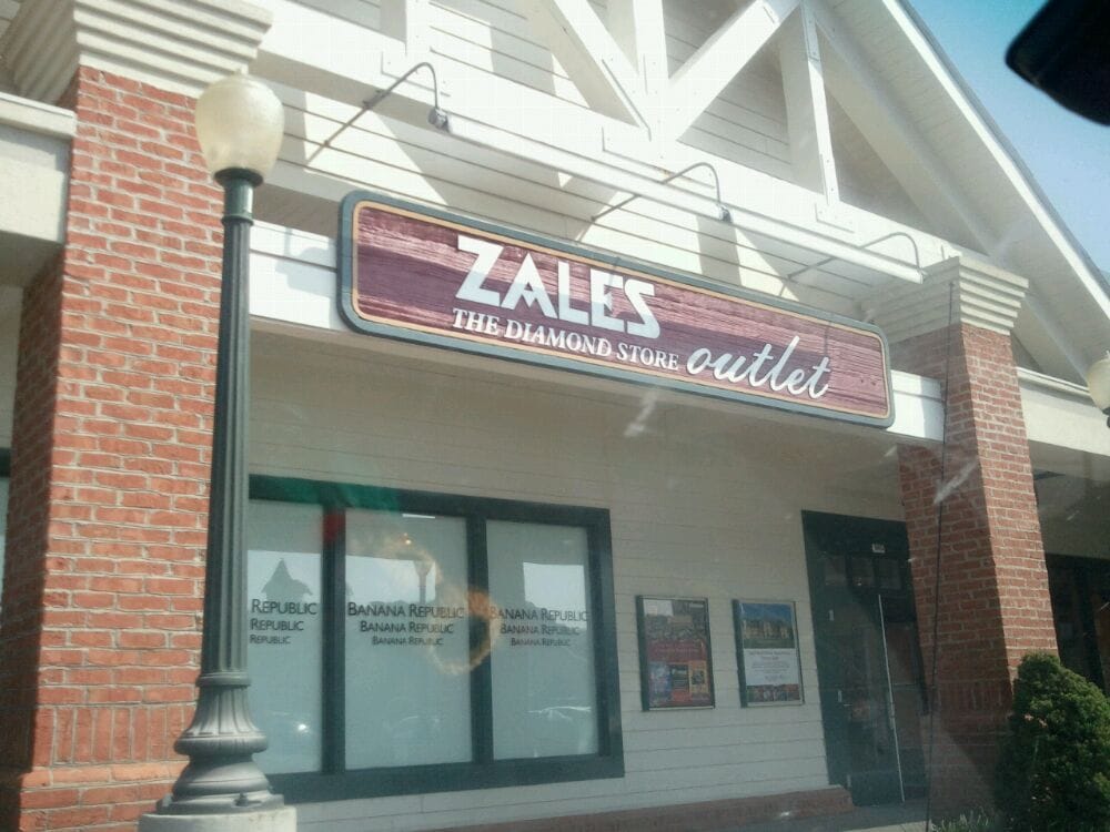 Zales Jewelers Jewelry 1645 Pkwy, Sevierville, TN Phone Number Yelp