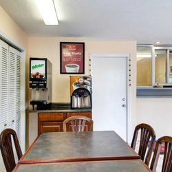 Econo Lodge 24 Photos 13 Reviews Hotels 775 Providence Hwy Photo Of Econo Lodge Sharon Ma United States