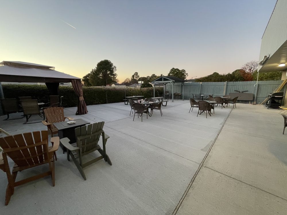 The Lounge of Virginia Beach