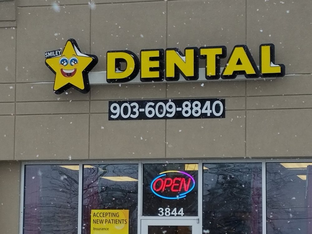 image of business Smiley Star Dental