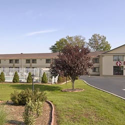 Ramada Flemington 18 Photos 15 Reviews Hotels 250 Route Photo Of Ramada Flemington Nj United States Inn