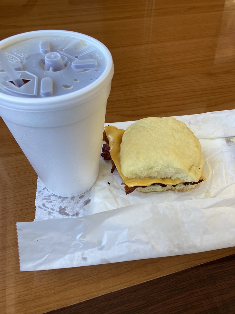 3b's Biscuits & Barbecue