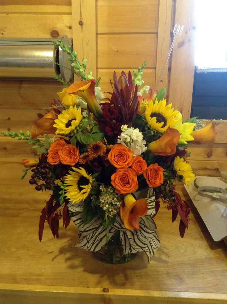 Flower Shop 11 Photos Florists 320 Quincy St, Hancock, MI Phone