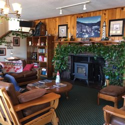 The Lighthouse Inn 20 Photos 36 Reviews Hotels 155 Hwy 101 Photo Of The Lighthouse Inn Florence Or United States