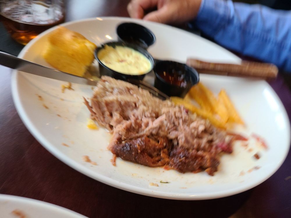 Fat Eddy’s Bar-BQ