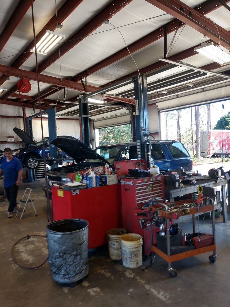 Austin's Tire and Auto