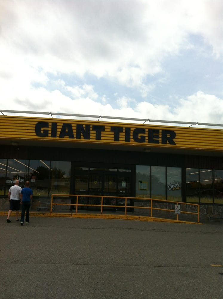 Giant Tiger Department Stores 421 Greenbrook Drive, Kitchener, ON