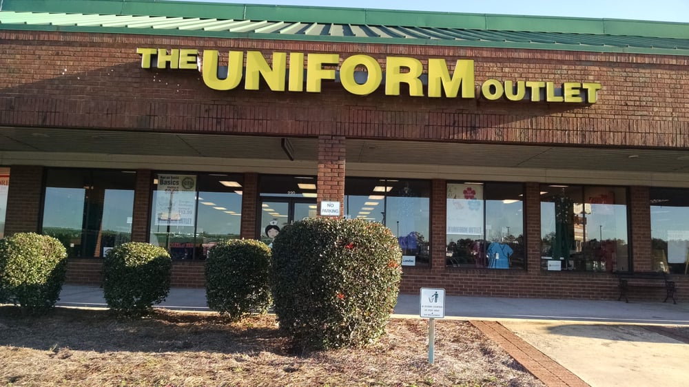 Fashion Outlets of Niagara Falls details Shop our huge selection of medical scrubs and medical uniforms! The Uniform Outlet has men's and women's scrubs in the sizes and styles you need!