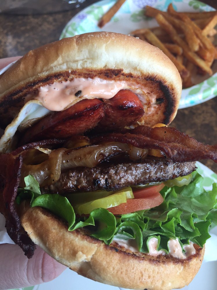 Best Burger In Sacramento Scavenger With A Hot Link And Photo Of Flip N Shake Sacramento Ca United States Best
