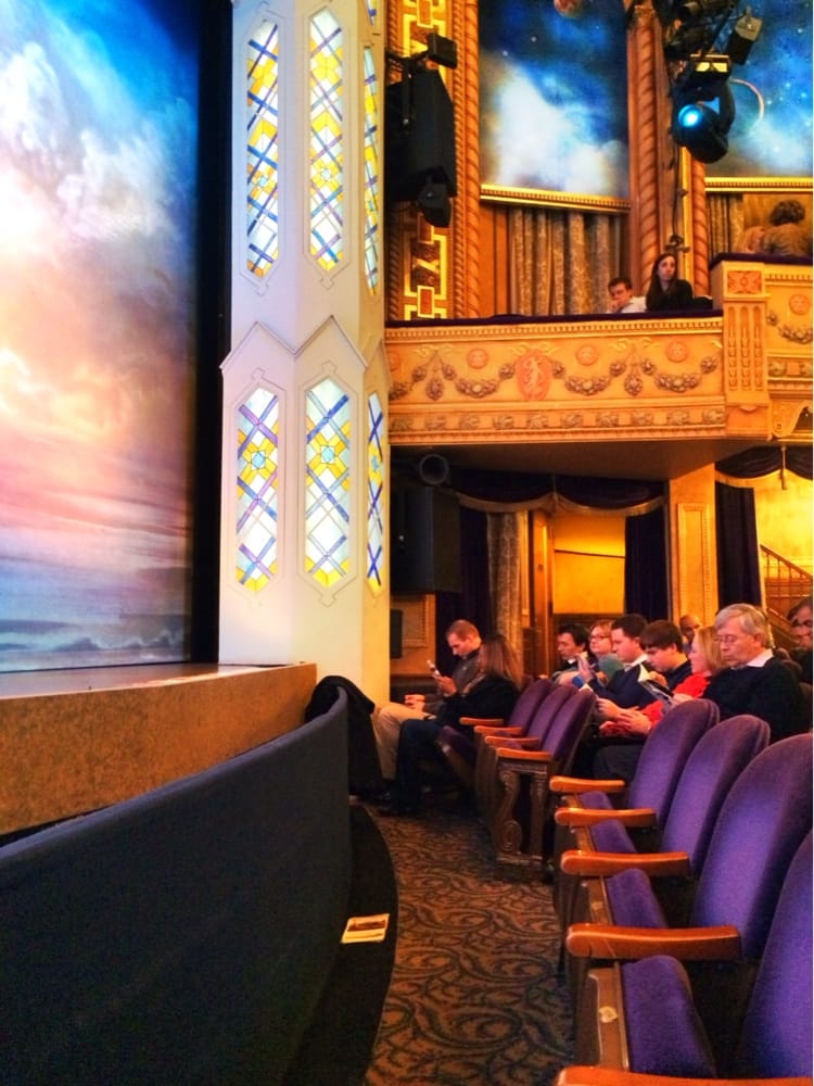 restaurants near eugene oneill theatre