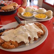 Winfield Ks Restaurants Best Millington Place Eatery Closed 12 Photos American Traditional