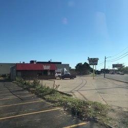 T J S Restaurant American Traditional 28055 Groesbeck Hwy Photo Of T J S Restaurant Roseville Mi United States