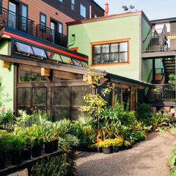 Pistils Nursery 137 Photos 121 Reviews Nurseries Gardening Photo Of Pistils Nursery Portland Or United States The Solarium Exterior And