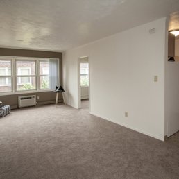 Parkwood Apartment Homes Apartments 1005 W 35th Ave Gary In Photo Of Parkwood Apartment Homes Gary In United States Large Living Rooms