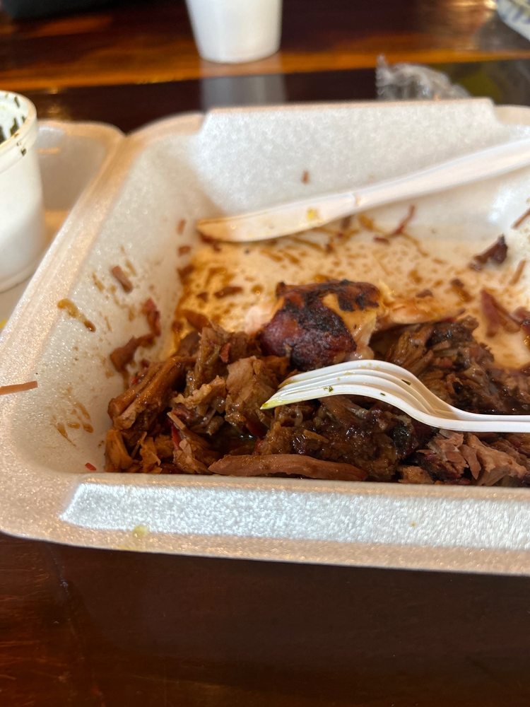 Tom Jenkins B-B-Q