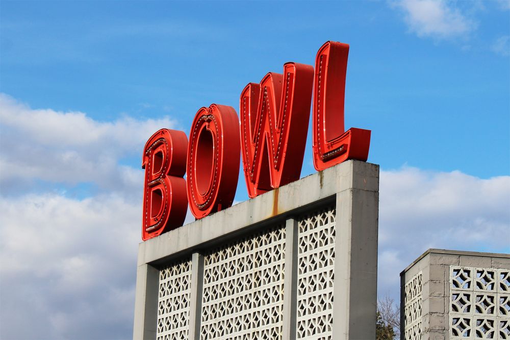 Kellogg Bowl 18 Photos & 24 Reviews Bowling 10306 SE Main St, Southeast Portland, Portland