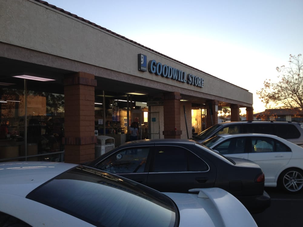 Goodwill Retail Store & Donation Center 12 Photos & 15 Reviews