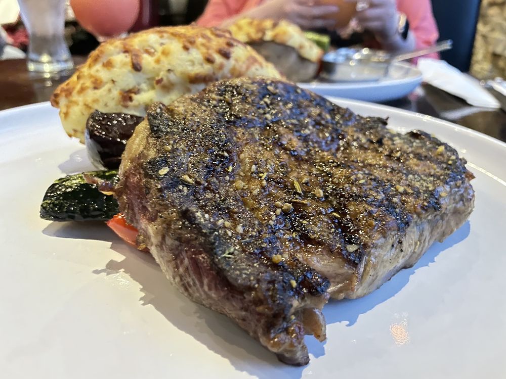 Delicious Steakhouse