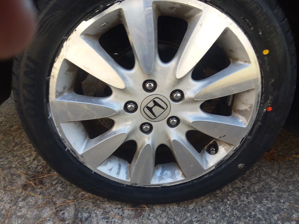 Colonial Tire & Automotive