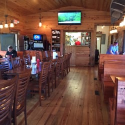 Byrd S Riverfront Restaurant American Traditional 7037 C Photo Of Byrd S Riverfront Restaurant Ozark Ar United States Dining Room