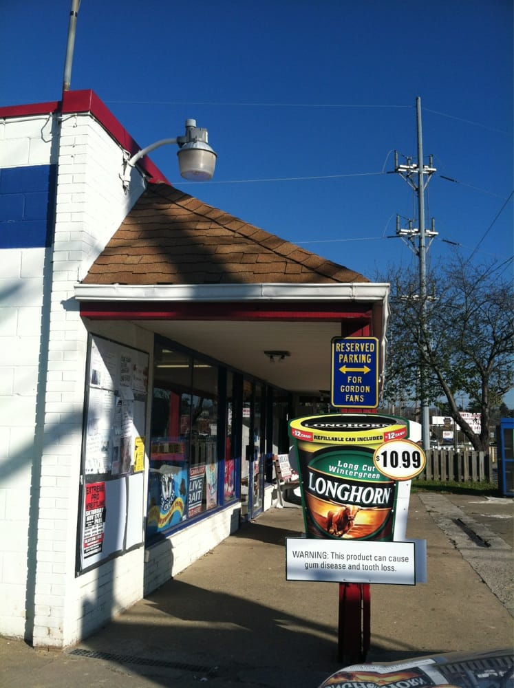 Gordon’s Mini Mart Convenience Stores 2620 Rochester Rd, Cranberry