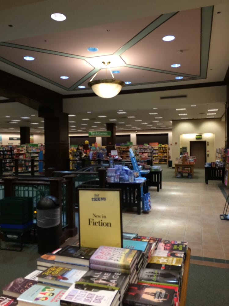 Barnes & Noble