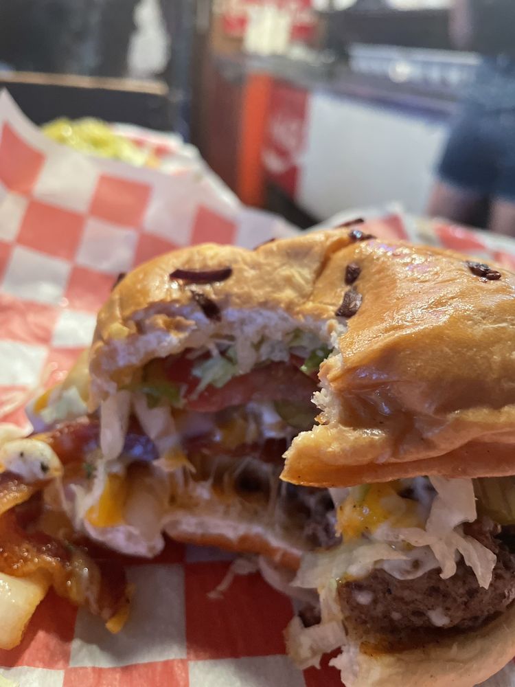 Coyote Bluff Cafe